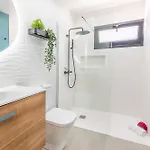 Modern Balcony House - Solarium Terrace * Arafo