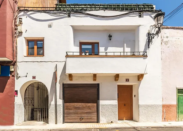 펜션 Modern Balcony House - Solarium Terrace - Parking