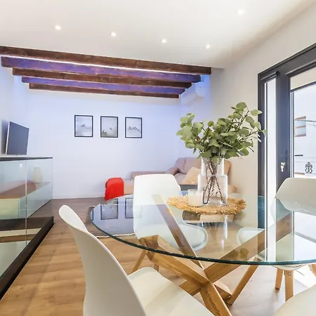 Ferienhaus Modern Balcony House - Solarium Terrace - Parking