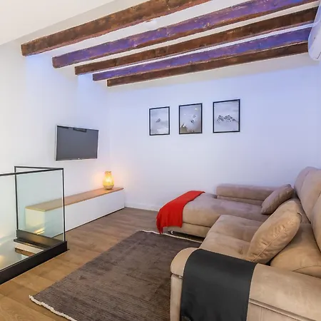 Modern Balcony House - Solarium Terrace - Parking Holiday home