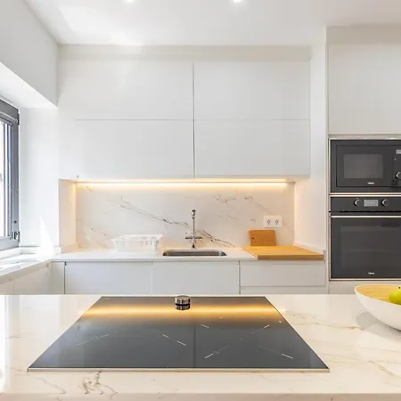 Modern Balcony House - Solarium Terrace - Parking Ferienhaus Arafo