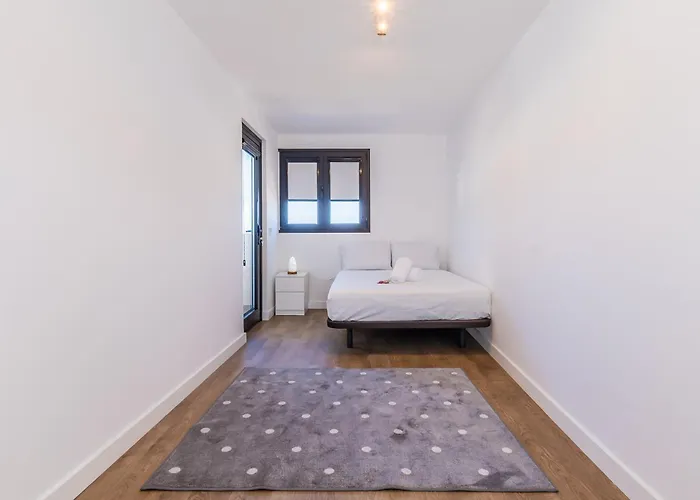 Modern Balcony House - Solarium Terrace - Parking Arafo