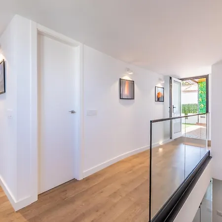 Modern Balcony House - Solarium Terrace بيت للعطل Arafo